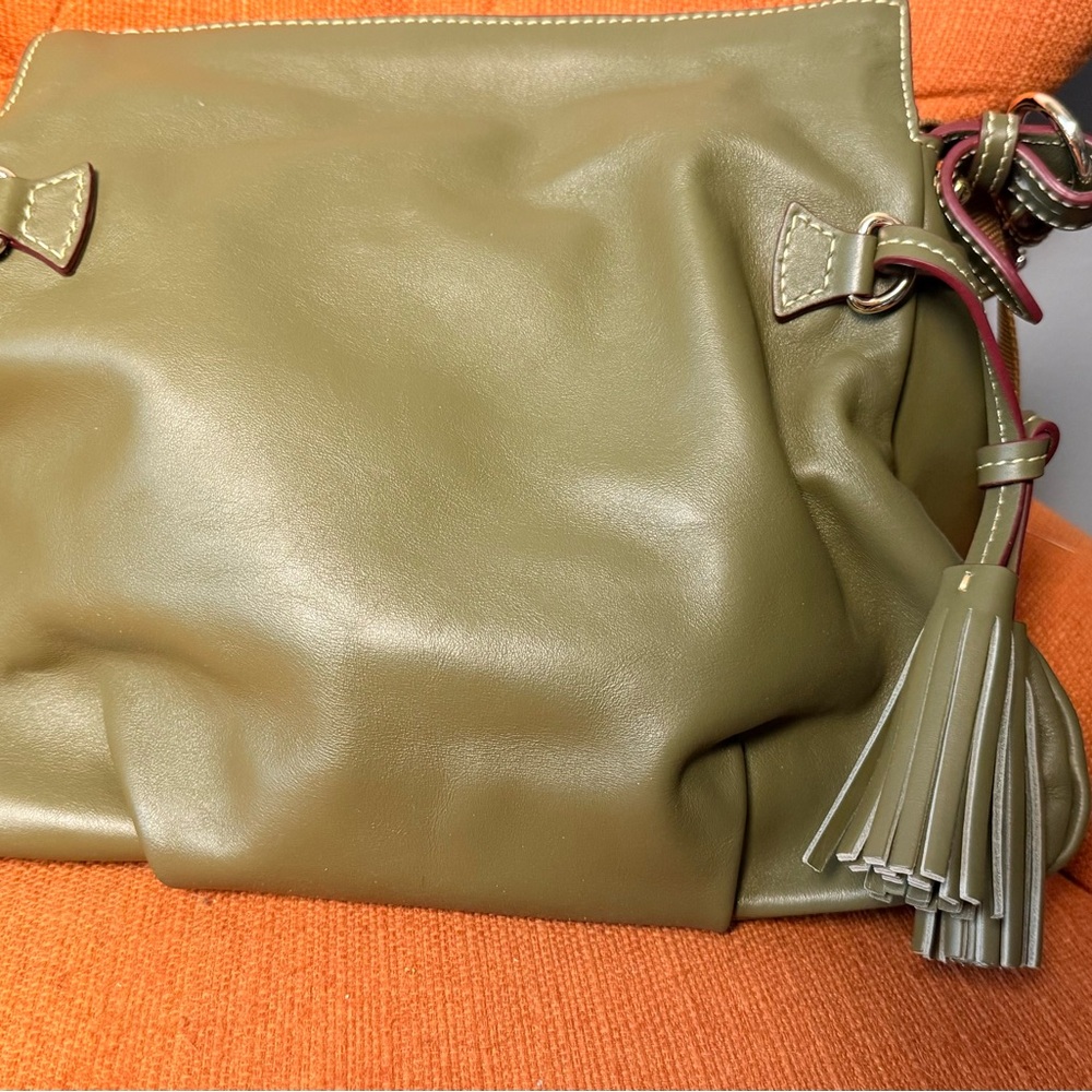 Dooney & Bourke Olive Green Leather Shoulder Bag with Coin Pouch - Picture 10 of 11